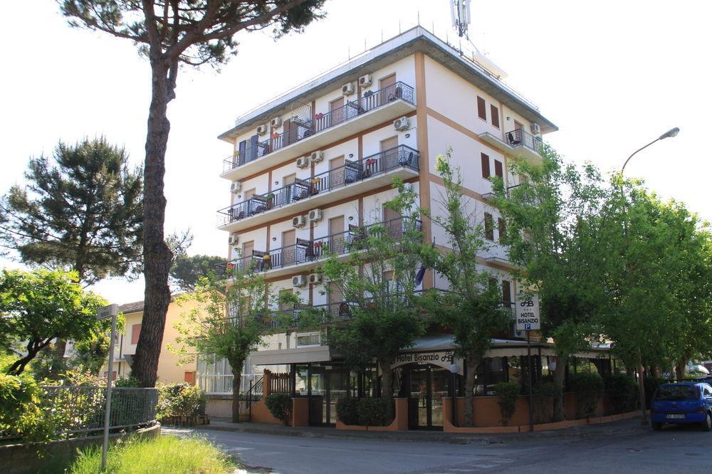 Hotel Bisanzio Cervia Exteriör bild