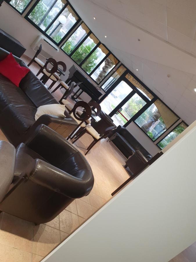 Hotel Bisanzio Cervia Exteriör bild
